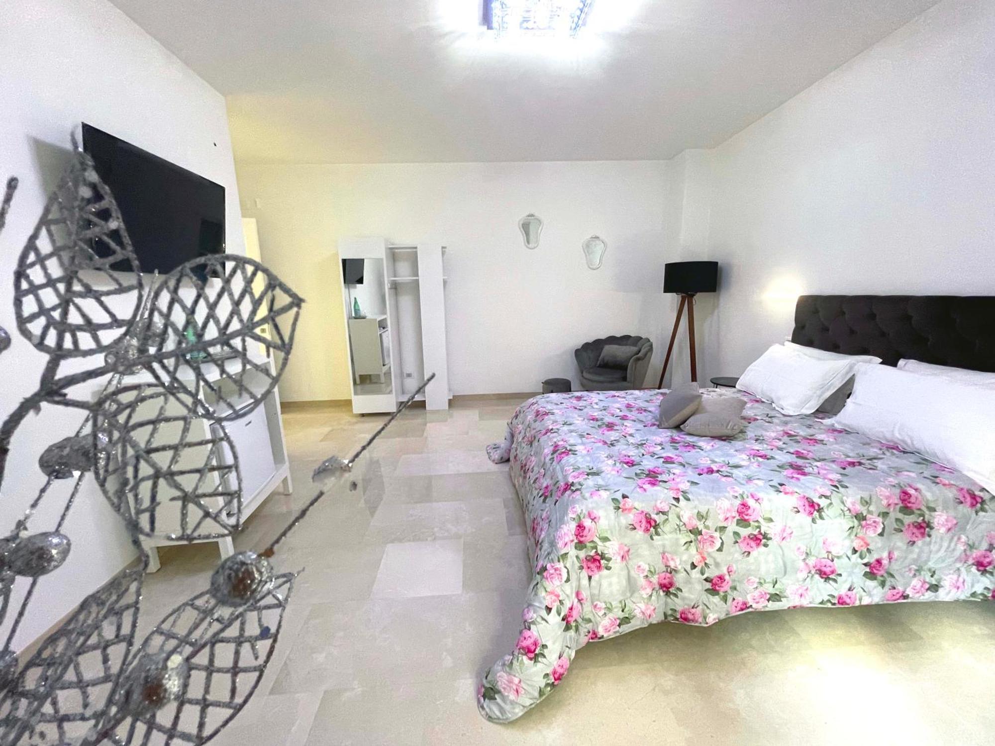 Augustea Bed & Breakfast Sannicandro di Bari Bagian luar foto