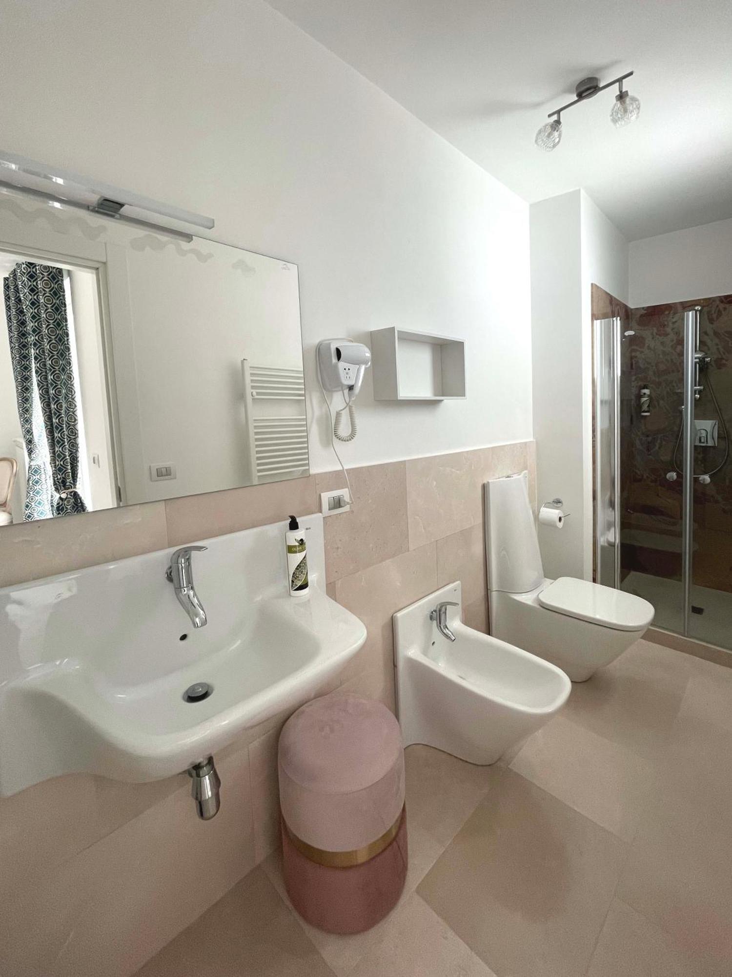 Augustea Bed & Breakfast Sannicandro di Bari Bagian luar foto